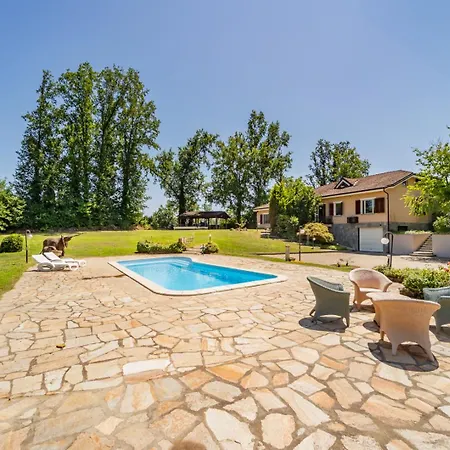 Villa With Pool In Unesco, 4 Room, Parking E Free Wifi