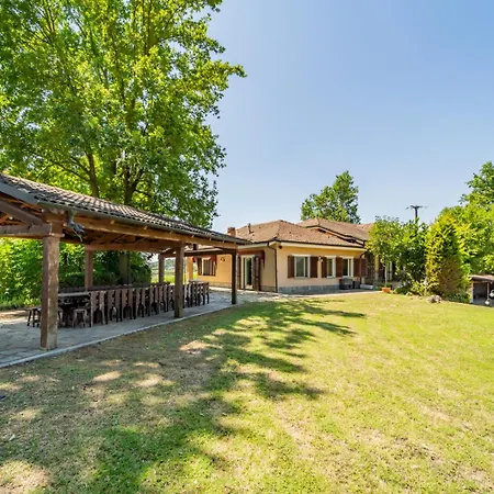 With Pool In Unesco, 4 Room, Parking E Free Wifi Villa