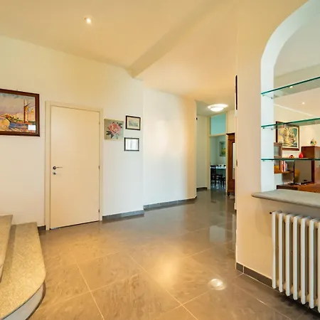 With Pool In Unesco, 4 Room, Parking E Free Wifi Villa San Damiano dʼAsti