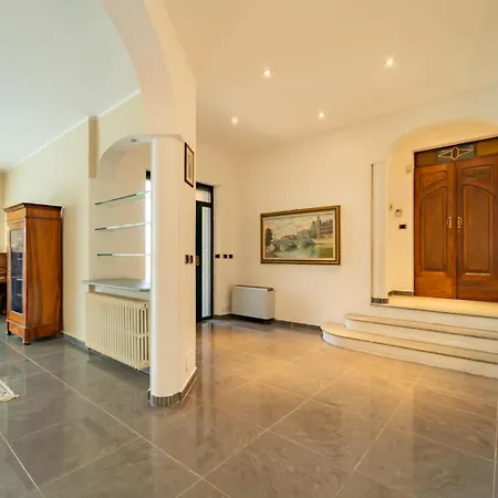 With Pool In Unesco, 4 Room, Parking E Free Wifi