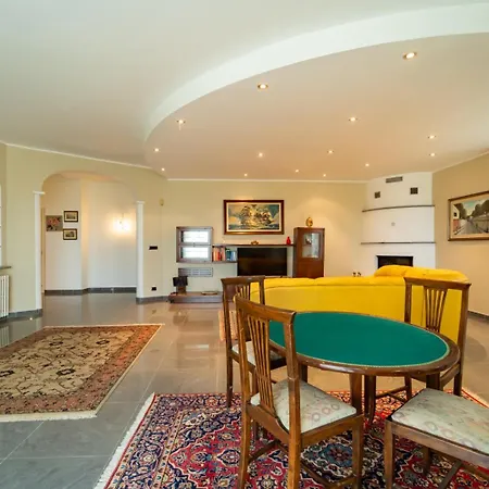 Villa With Pool In Unesco, 4 Room, Parking E Free Wifi *