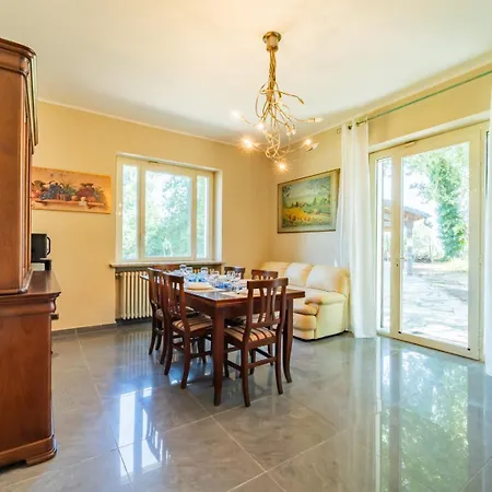 Villa With Pool In Unesco, 4 Room, Parking E Free Wifi *