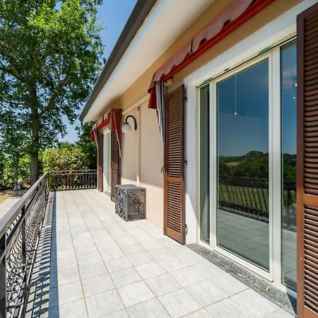 With Pool In Unesco, 4 Room, Parking E Free Wifi Villa San Damiano dʼAsti