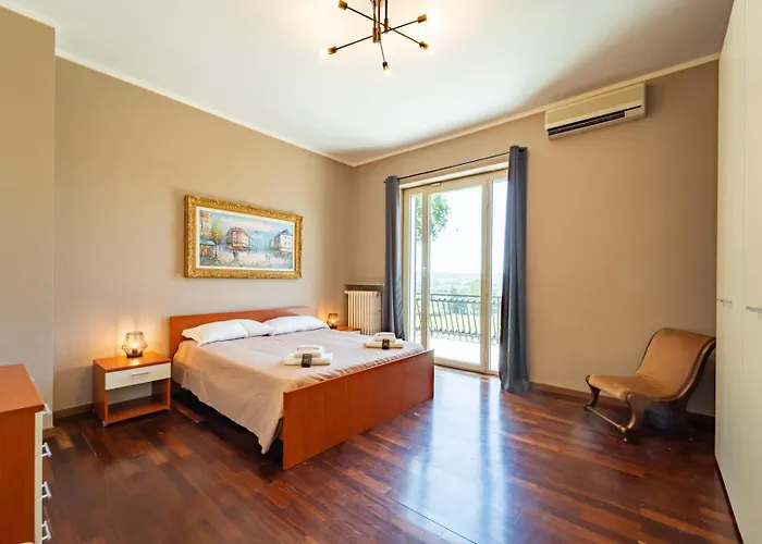 Villa With Pool In Unesco, 4 Room, Parking E Free Wifi San Damiano dʼAsti