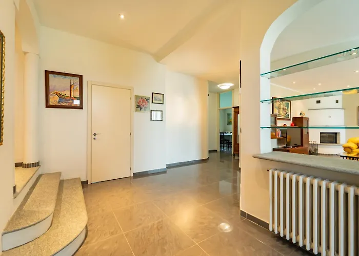 With Pool In Unesco, 4 Room, Parking E Free Wifi Villa San Damiano dʼAsti