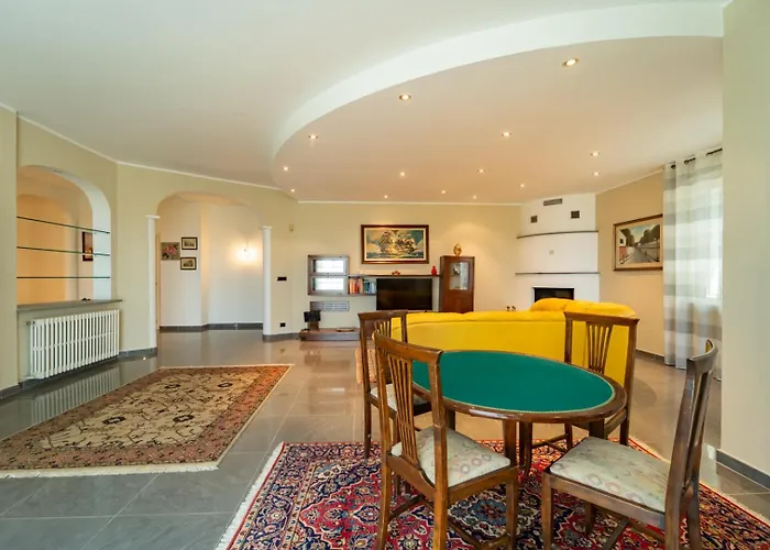 Villa With Pool In Unesco, 4 Room, Parking E Free Wifi *