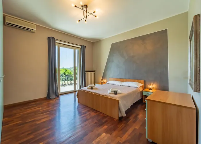 Villa With Pool In Unesco, 4 Room, Parking E Free Wifi San Damiano dʼAsti