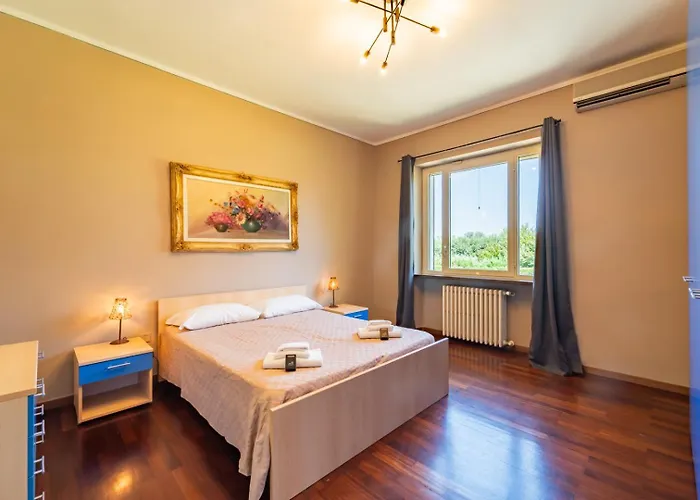 With Pool In Unesco, 4 Room, Parking E Free Wifi
