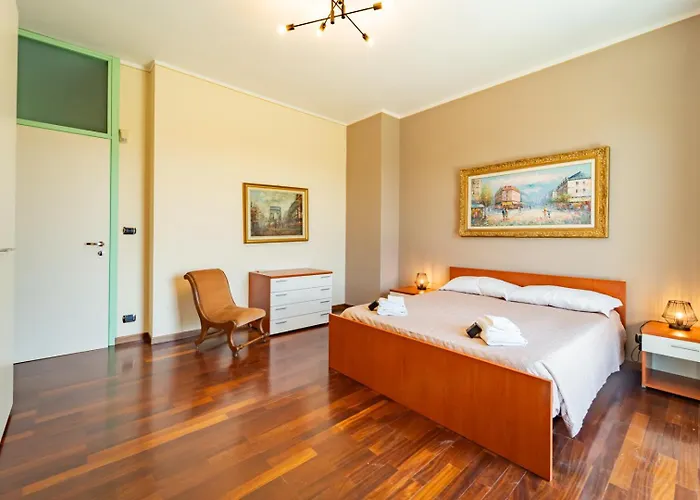 Villa With Pool In Unesco, 4 Room, Parking E Free Wifi *
