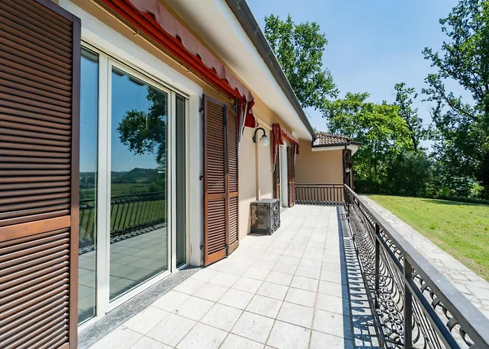 Villa With Pool In Unesco, 4 Room, Parking E Free Wifi *