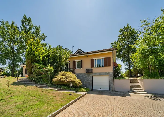 Villa With Pool In Unesco, 4 Room, Parking E Free Wifi