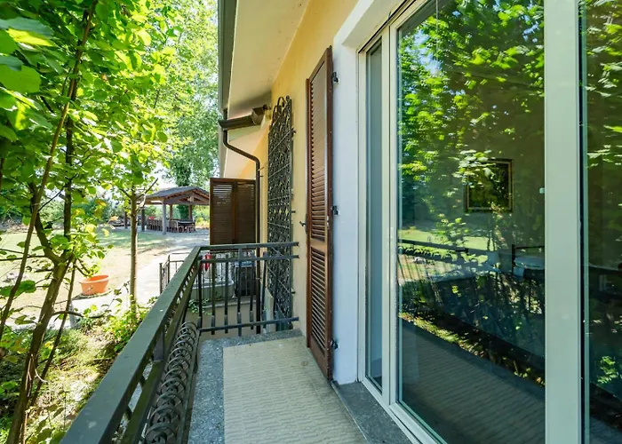 With Pool In Unesco, 4 Room, Parking E Free Wifi Villa San Damiano dʼAsti